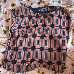 Chic Geometric Patterned Blouse